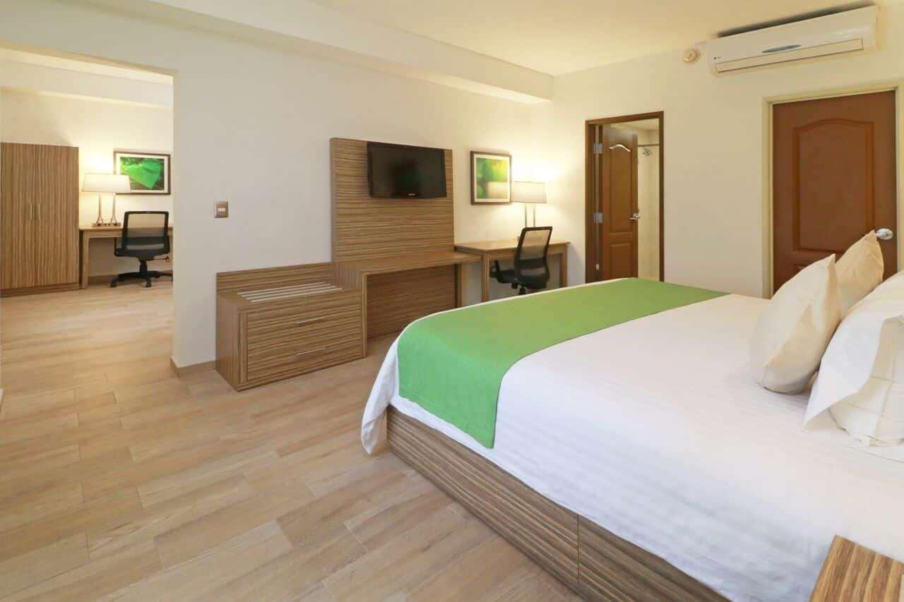 Wyndham Garden Monterrey Valle Real المظهر الخارجي الصورة