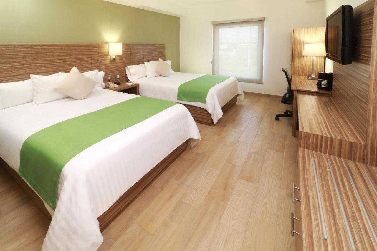 Wyndham Garden Monterrey Valle Real المظهر الخارجي الصورة